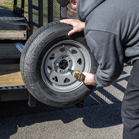 Load image into Gallery viewer, Stake Pocket Spare Tire Carrier