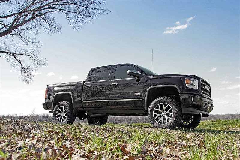 Load image into Gallery viewer, Rough Country 6 Inch Lifit Kit, Cast Steel, N3 Struts - 2014-2018 Chevrolet Silverado 1500 & GMC Sierra 1500