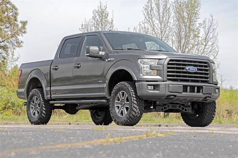 Load image into Gallery viewer, Rough Country 4 Inch Lift Kit, N3 Struts - 2015-2020 Ford F-150