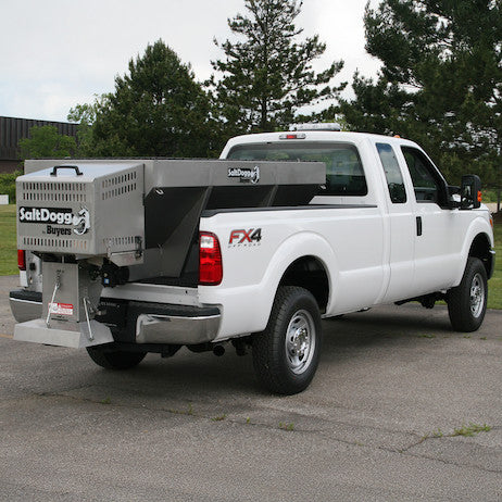 Load image into Gallery viewer, SALTDOGG® GAS STAINLESS HOPPER SPREADER WITH PINTLE CHAIN CONVEYOR
