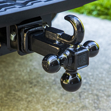 Tri-Ball Hitch Tubular Shank With Black Balls And Recovery Hook
