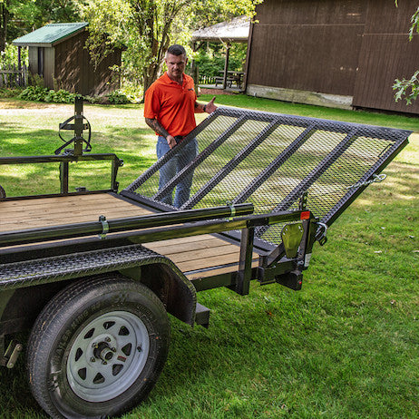 Load image into Gallery viewer, EZ Gate® Tailgate Assist for Open Landscape Trailers
