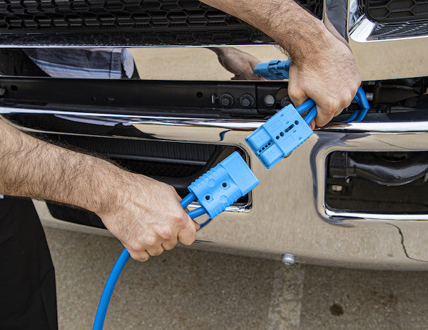 Load image into Gallery viewer, 28 Foot Long Booster Cables With Blue Quick Connect - 600 Amp
