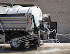 HYDRAULIC WITH MANUAL APPLICATION RATE CONTROL