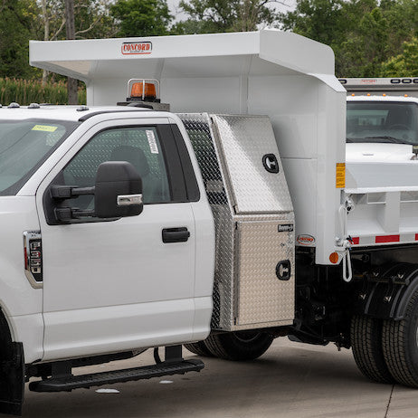 Load image into Gallery viewer, DIAMOND TREAD ALUMINUM BACKPACK TRUCK TOOL BOX SERIES WITH OFFSET FLOOR
