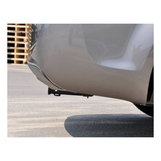 CURT Class 1/2 Hitch with 1-1/4 Receiver — 2007-2012 Chevrolet & Saturn - CUR-12051 - Absolute Autoguard