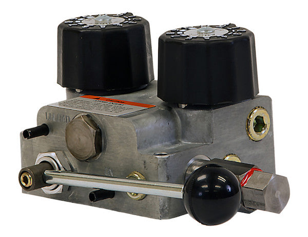 Load image into Gallery viewer, 3/4 Inch NPT Dual Flow Hydraulic Spreader Valve Only 10-30 GPM
