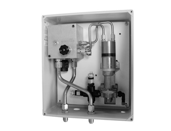 Load image into Gallery viewer, SaltDogg 12 VDC Pre-Wet Enclosure Pump Assembly - 4.5 Gallons Per Minute
