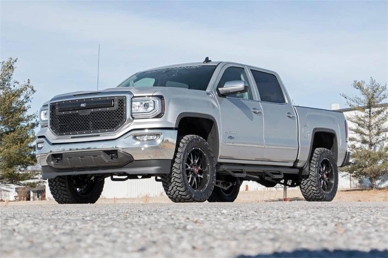 Load image into Gallery viewer, Rough Country 3.5 Inch Lift Kit, Alu/Stamp Steel LCA, Vertex/V2 - 2014-2018 Chevrolet Silverado 1500 &amp; GMC Sierra 1500
