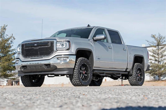 Rough Country 3.5 Inch Lift Kit, Cast Steel LCA, N3 Rear Shocks - 2014-2018 Chevrolet Silverado 1500 & GMC Sierra 1500