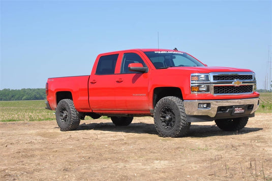 Rough Country 2.5 Inch Leveling Kit, Stamped Steel - 2016-2018 Chevrolet Silverado 1500 & GMC Sierra 1500