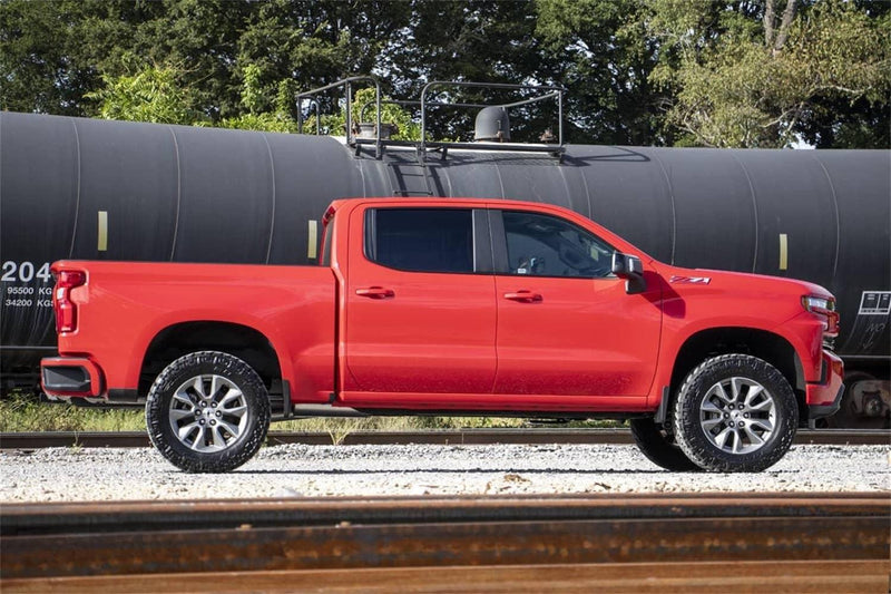 Load image into Gallery viewer, Rough Country 3.5 Inch Lift Kit, Vertex/V2, Multi-Leaf - 2019-2024 GMC Sierra 1500
