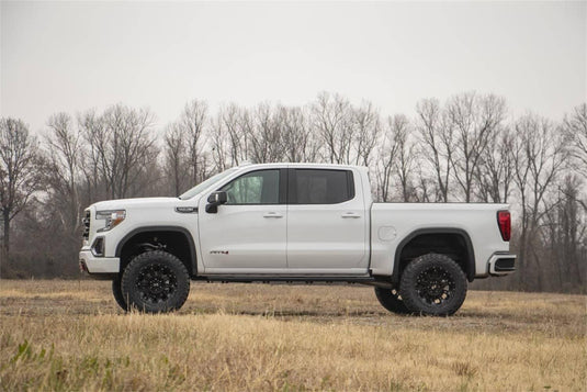 Rough Country 4 Inch Lift Kit, AT4/Trailboss, N3 Struts - 2019-2024 Chevrolet Silverado 1500 & GMC Sierra 1500