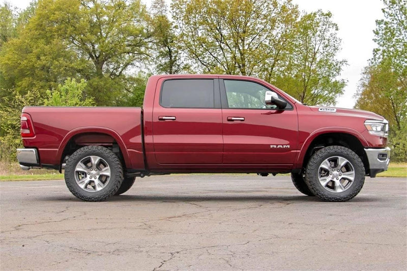 Load image into Gallery viewer, Rough Country 3.5 Inch Lift Kit, N3 Struts - 2019-2024 Ram 1500

