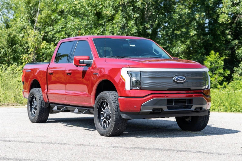 Load image into Gallery viewer, Rough Country 3 Inch Lift Kit, Forged UCA - 2022-2025 Ford F-150 Lightning
