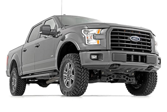 Rough Country 4 Inch Lift Kit, N3 Rear Shocks - 2015-2020 Ford F-150