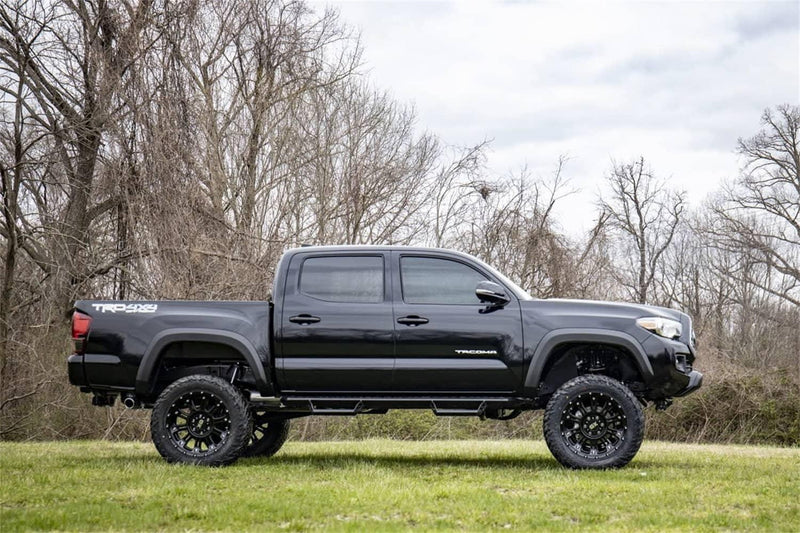 Load image into Gallery viewer, Rough Country 6 Inch Lift Kit, N3 Struts - 2016-2023 Toyota Tacoma
