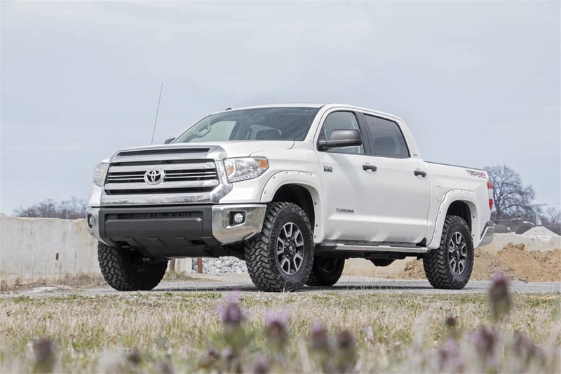 Load image into Gallery viewer, Rough Country 2.5-3 Inch Leveling Kit - 2007-2021 Toyota Tundra (#870)
