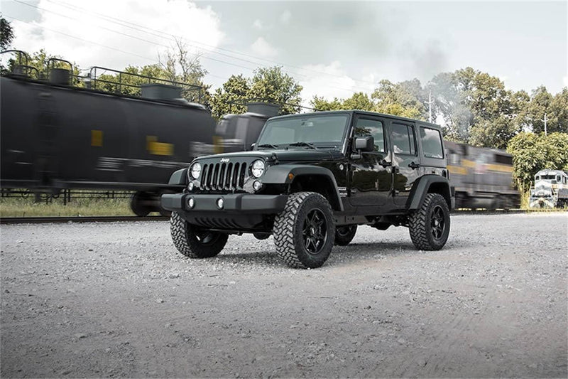 Load image into Gallery viewer, Rough Country 2.5 Inch Lift Kit - 2007-2018 Jeep Wrangler JK
