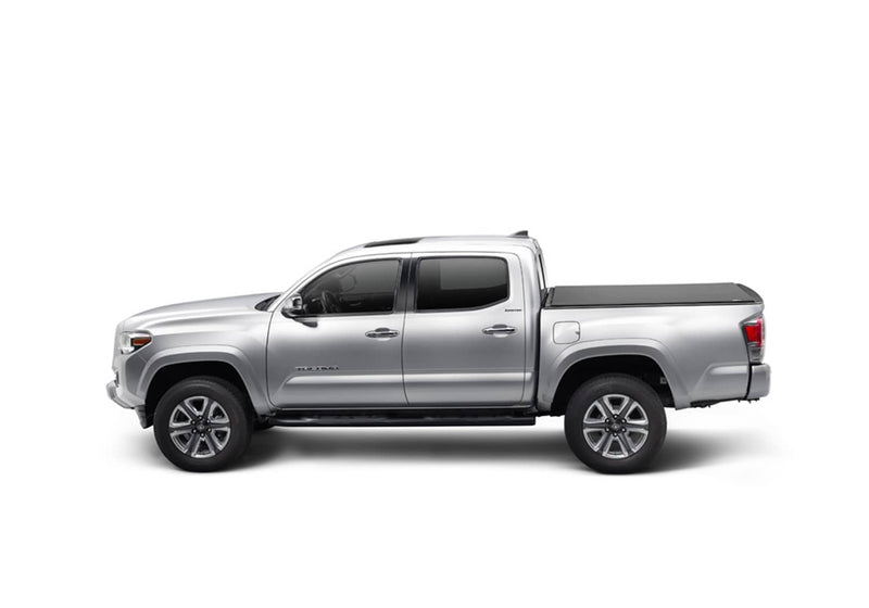 Load image into Gallery viewer, TruXedo Pro X15 Soft Roll-Up Tonneau Cover, 6'7" Bed, With Deck Rail System, Without Trail Special Edition Storage Boxes - 2022-2026 Toyota Tundra

