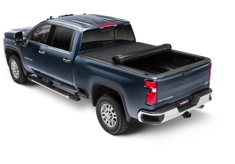Load image into Gallery viewer, TruXedo Sentry CT Hard Roll-Up Tonneau Cover, Matte Black, 6'9" Bed, Without CarbonPro Bed - 2020-2026 Chevrolet Silverado 2500/3500, GMC Sierra 2500/3500
