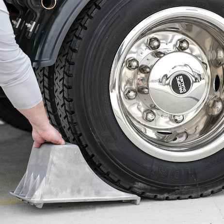 Load image into Gallery viewer, Aluminum Wheel Chock 8.5x15x8.25 Inch
