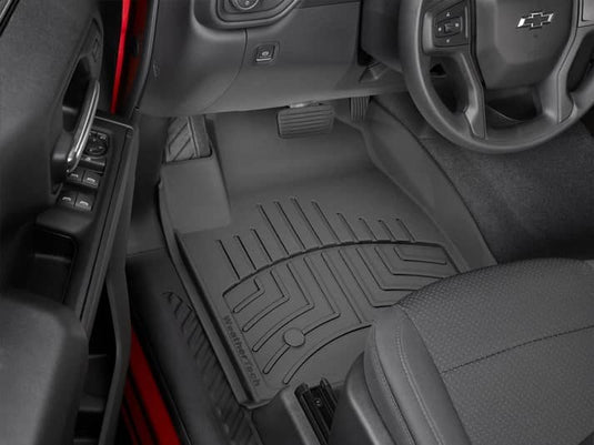 WeatherTech FloorLiner HP, Front, Black, Extended/Crew Cab - 2019-2026 Chevrolet Silverado 1500/Silverado 2500 HD/Silverado 3500 HD & more