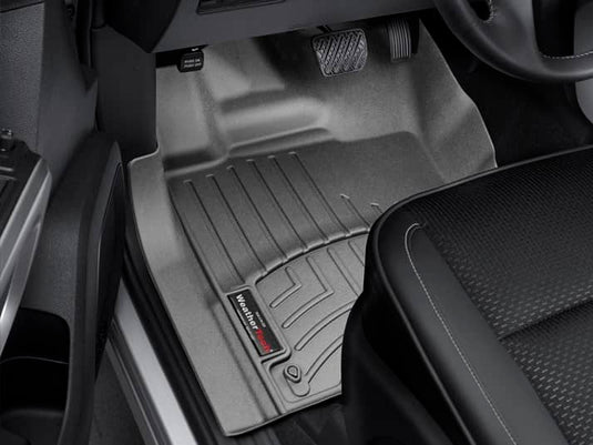 WeatherTech FloorLiner, Front, Black, Extended/Crew Cab - 2016-2024 Nissan Titan/Titan XD