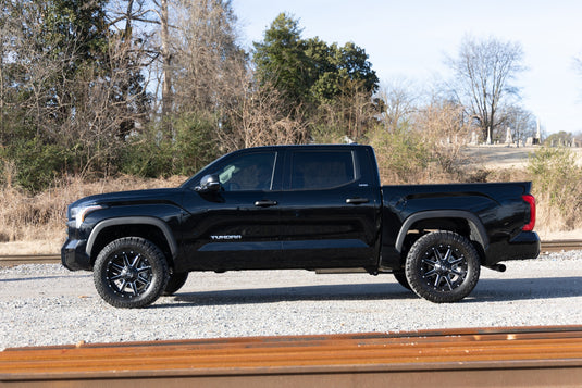 Rough Country 1.75 Inch Leveling Kit - 2022-2026 Toyota Tundra