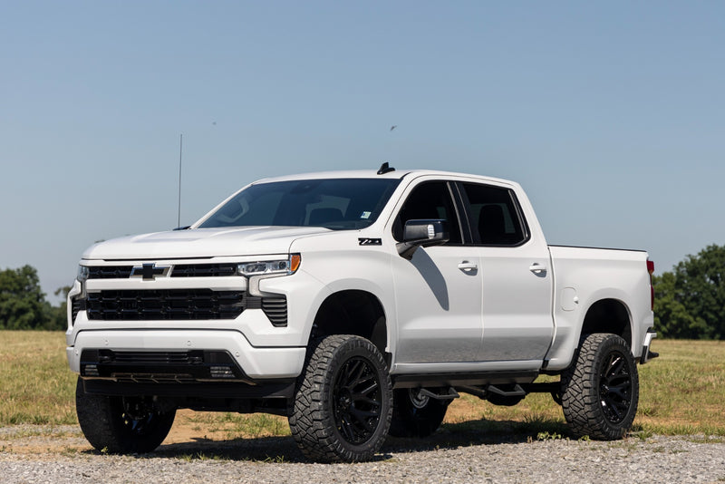 Load image into Gallery viewer, Rough Country 6 Inch Lift Kit, Mono Leaf Rear, N3 Rear Shocks - 2025-2026 Chevrolet Silverado 1500
